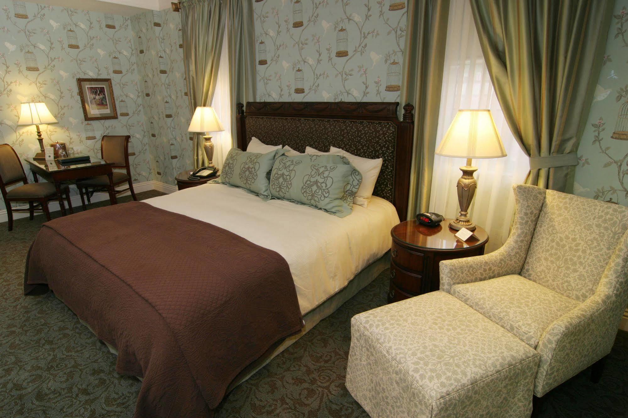 Charley Creek Inn Wabash Экстерьер фото